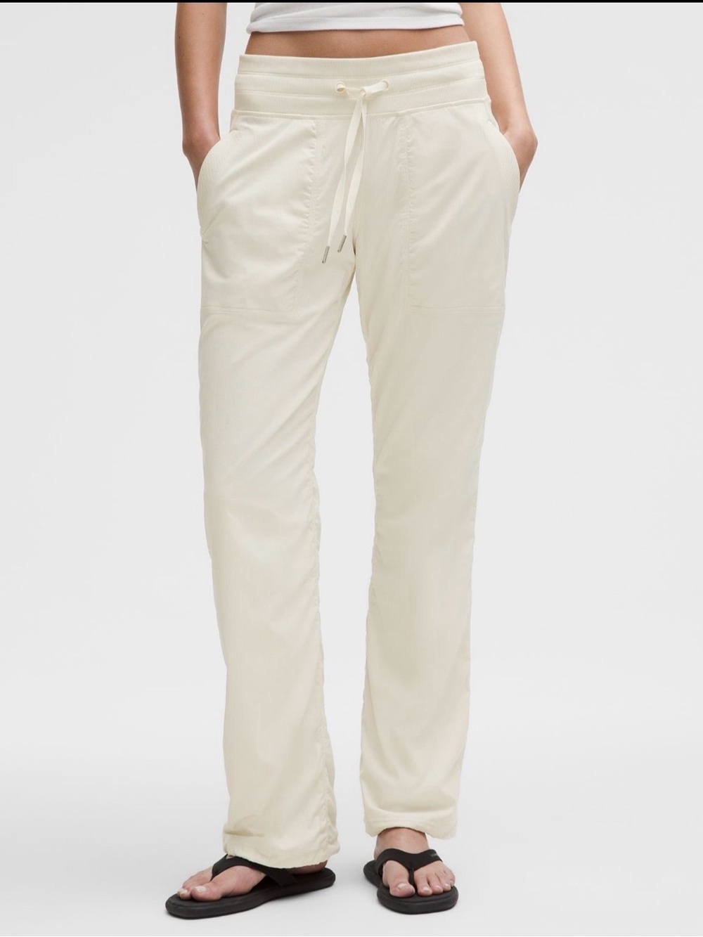 Lululemon Dance Studio Pant lined, NWT, SZ 10, in Light Ivory